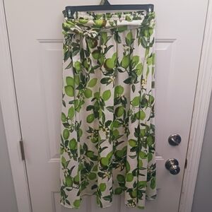 Vibrant Green Leaf Print A-Line Skirt
